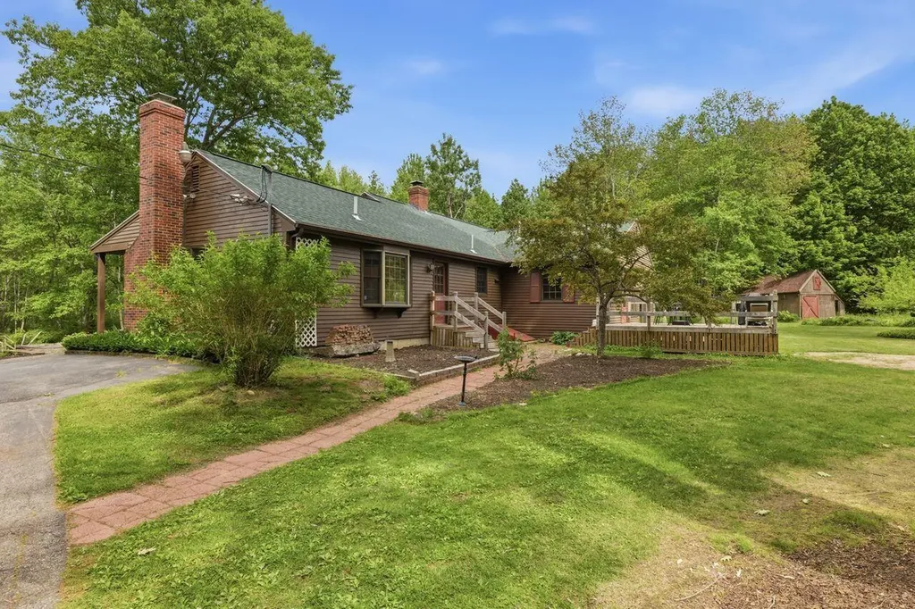 118 Whitehouse Road Hollis ME 04042