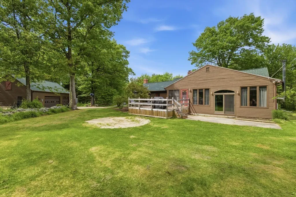 118 Whitehouse Road Hollis ME 04042