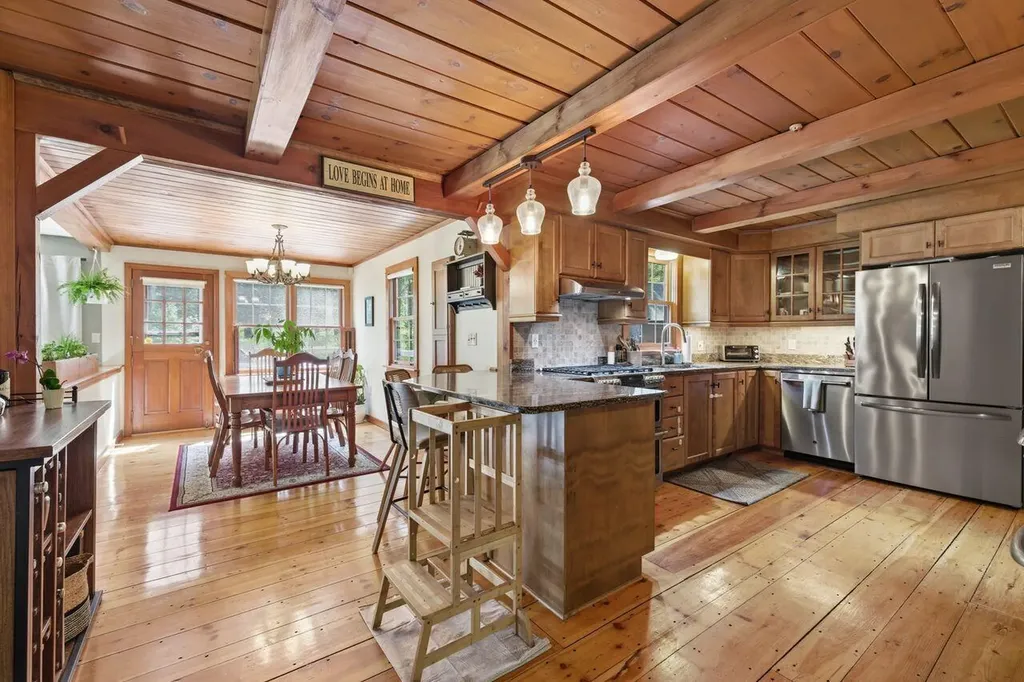 118 Whitehouse Road Hollis ME 04042