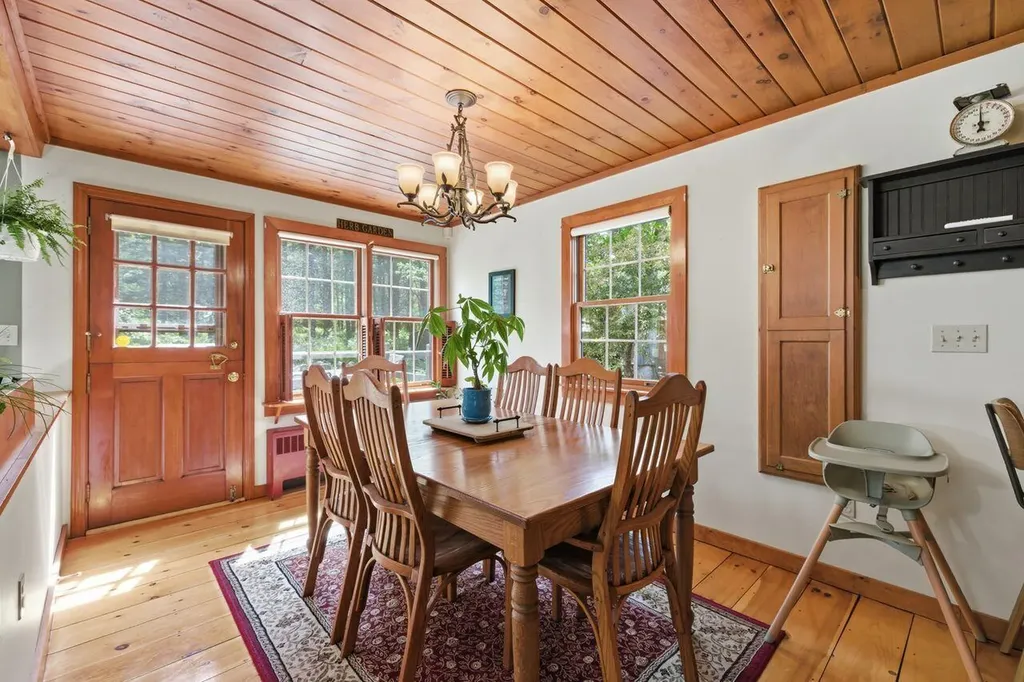 118 Whitehouse Road Hollis ME 04042