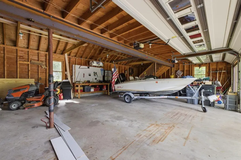 118 Whitehouse Road Hollis ME 04042