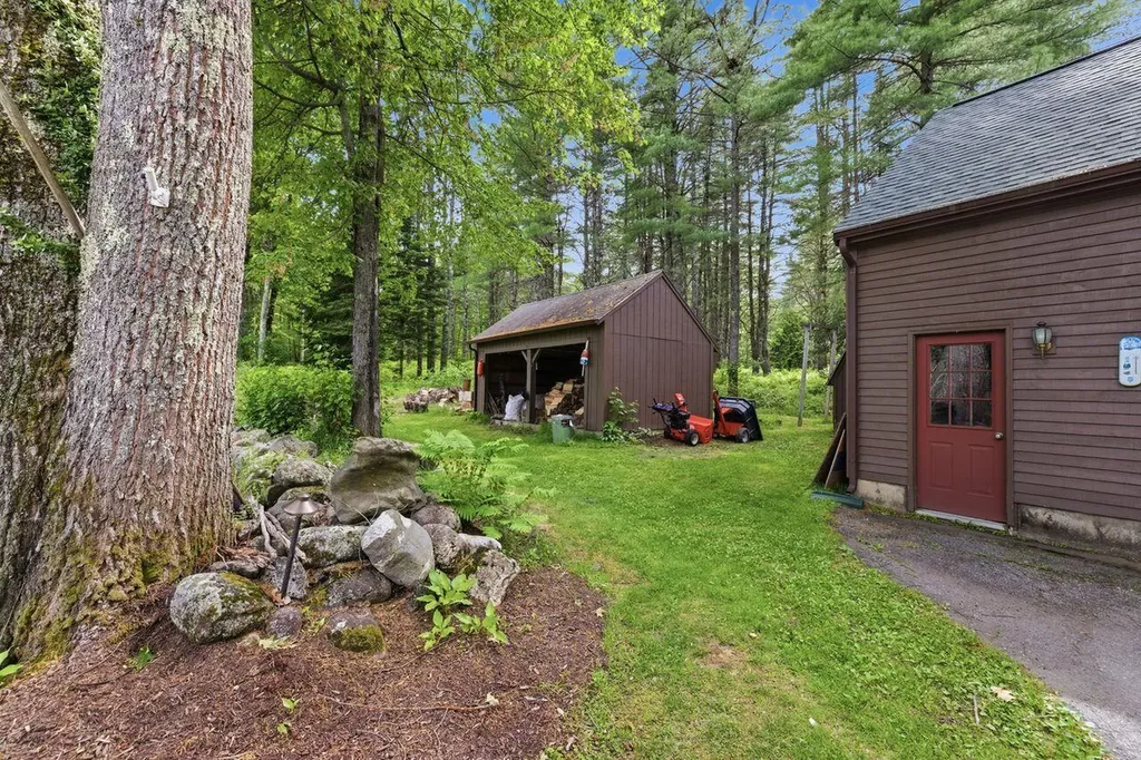 118 Whitehouse Road Hollis ME 04042