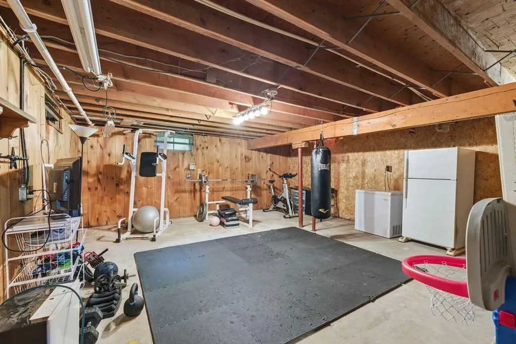 118 Whitehouse Road Hollis ME 04042