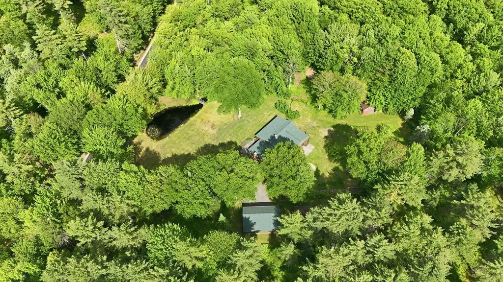 118 Whitehouse Road Hollis ME 04042