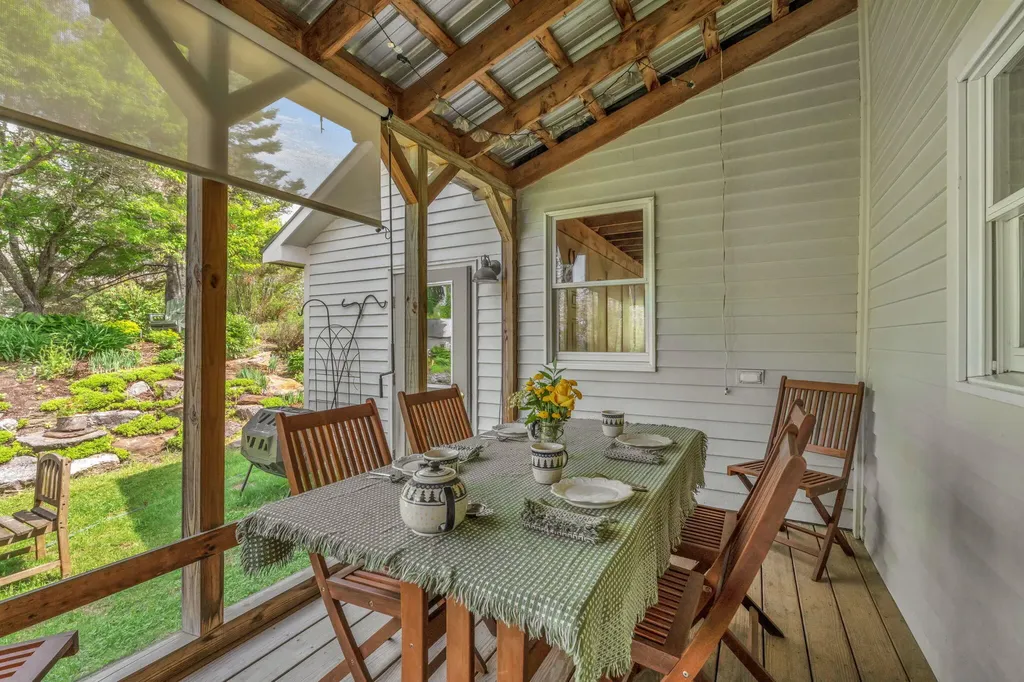 101 Town House Road Vienna ME 04360