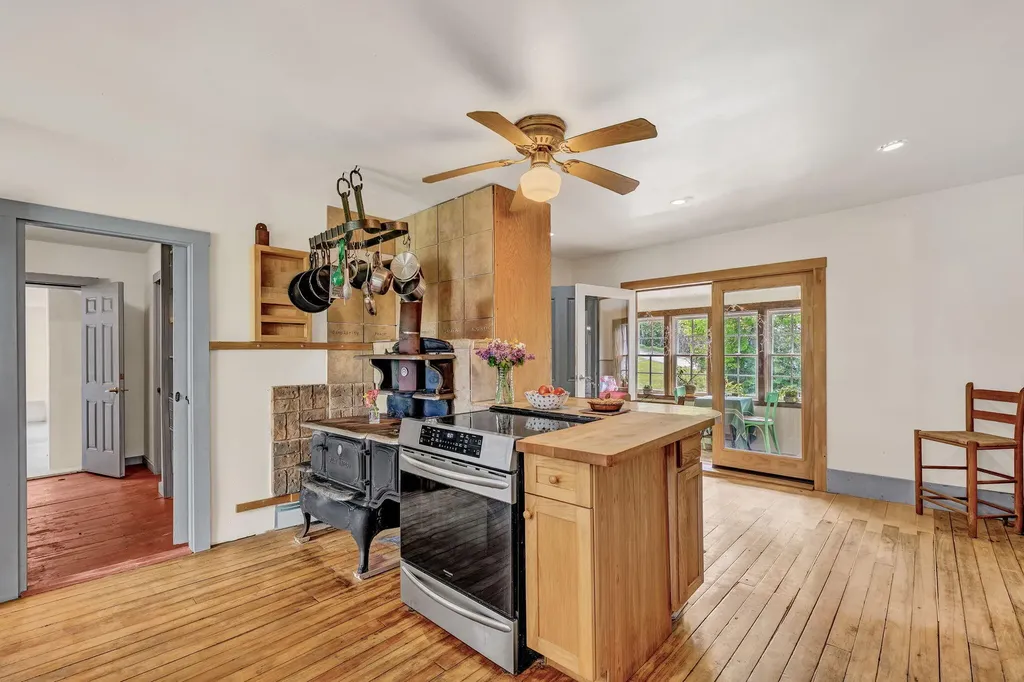 101 Town House Road Vienna ME 04360