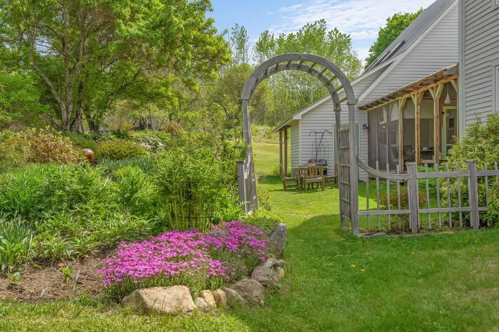 101 Town House Road Vienna ME 04360