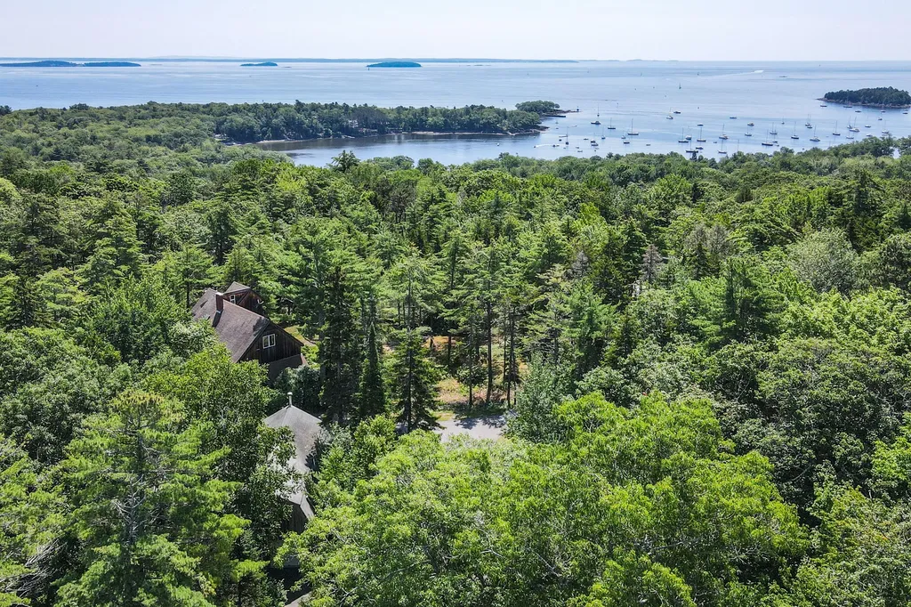 44 Timbercliffe Drive Camden ME 04843