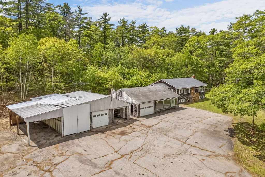 197 Main Road Phippsburg ME 04562