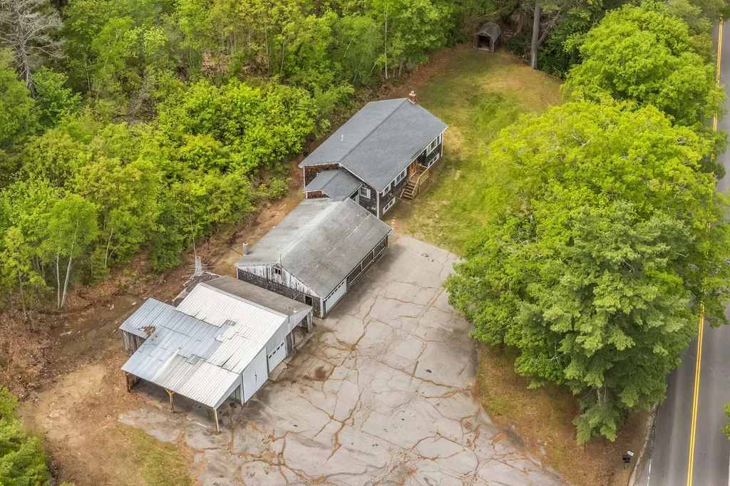 197 Main Road Phippsburg ME 04562