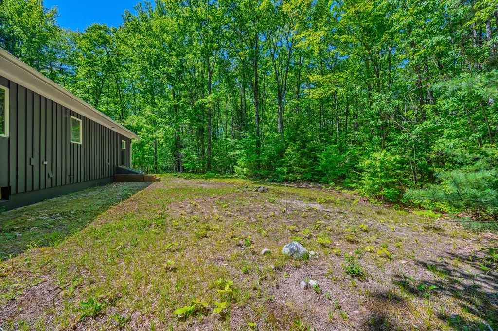 81 Babbidge Road Falmouth ME 04105