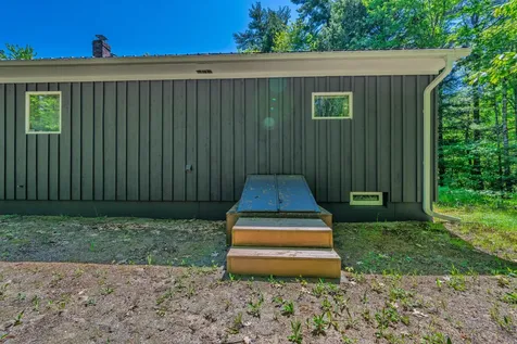 81 Babbidge Road Falmouth ME 04105