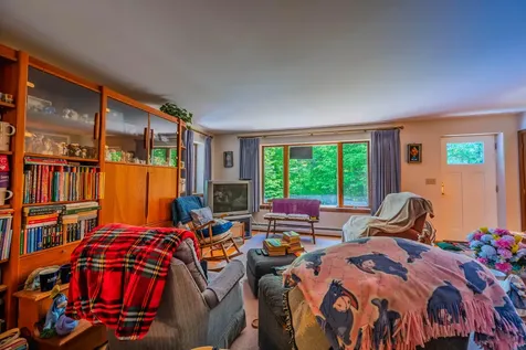 81 Babbidge Road Falmouth ME 04105