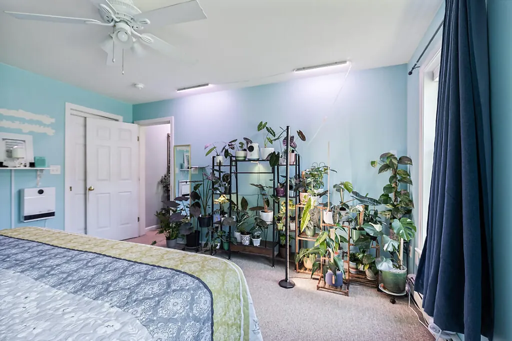 5 Howard Circle Sidney ME 04330