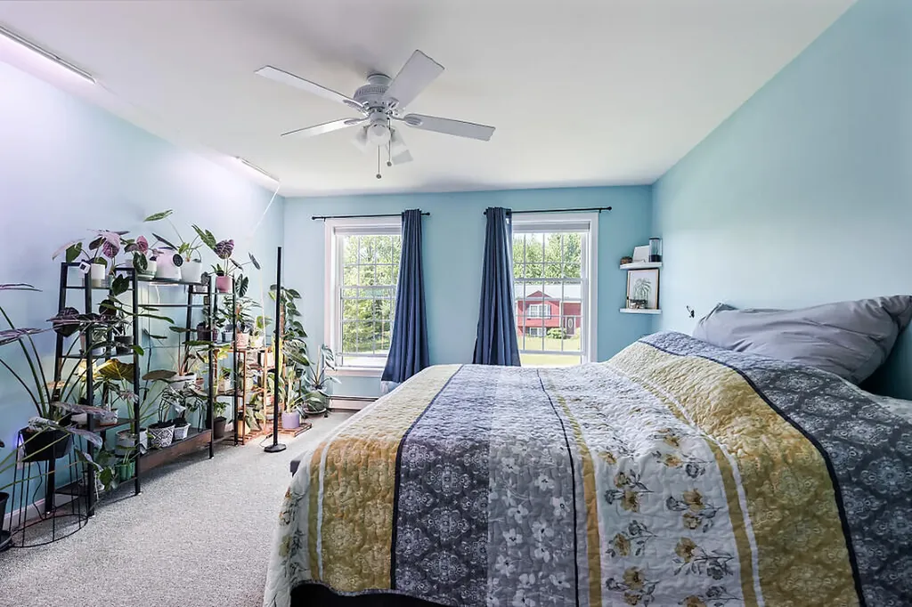 5 Howard Circle Sidney ME 04330