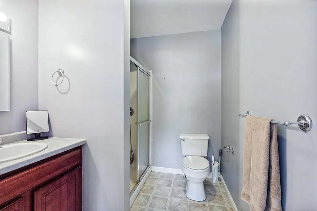 5 Howard Circle Sidney ME 04330