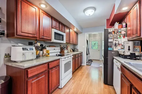 5 Howard Circle Sidney ME 04330