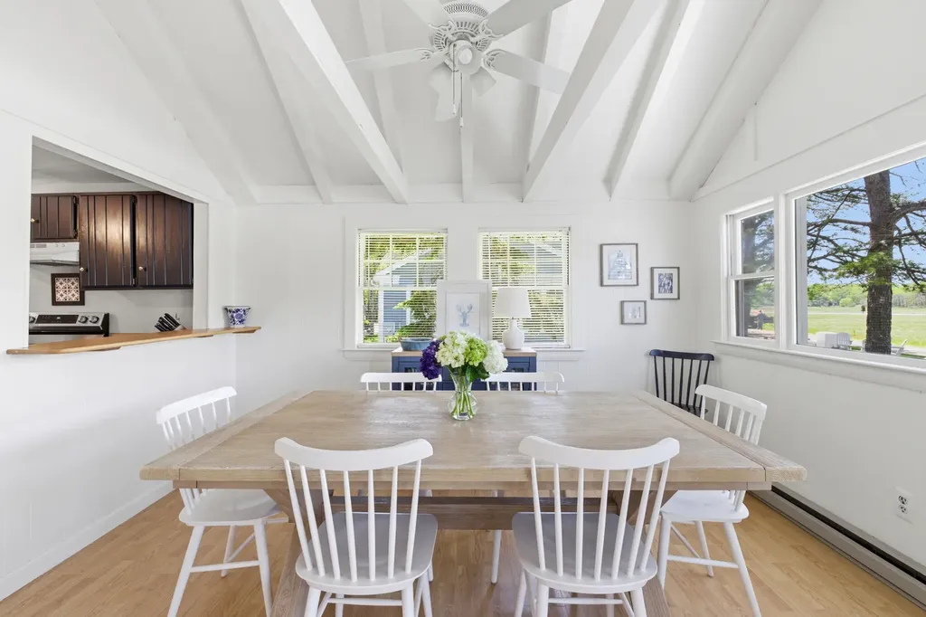 17 Norwood Lane Kennebunkport ME 04046