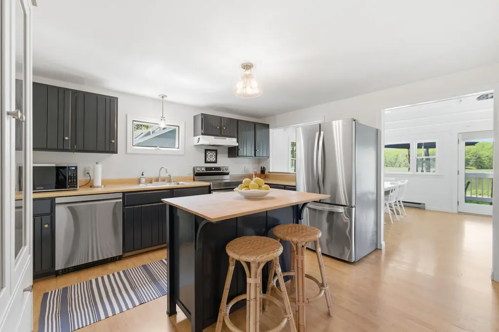 17 Norwood Lane Kennebunkport ME 04046