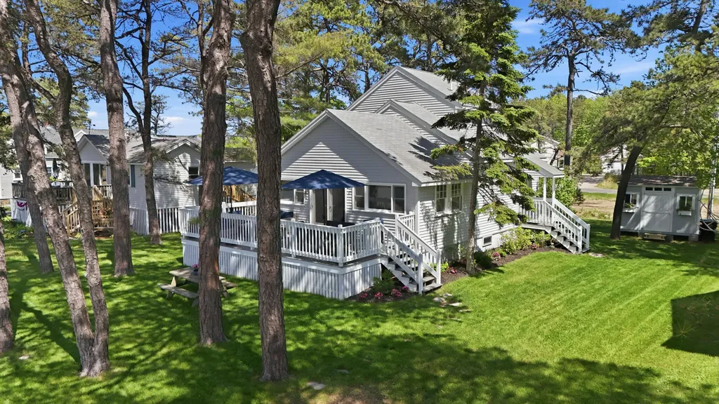 17 Norwood Lane Kennebunkport ME 04046
