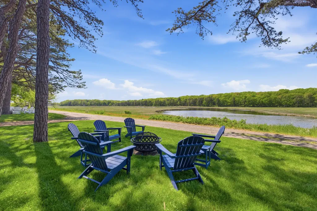 17 Norwood Lane Kennebunkport ME 04046