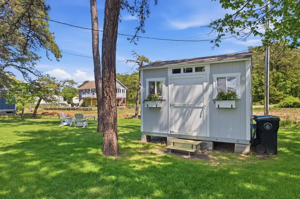 17 Norwood Lane Kennebunkport ME 04046