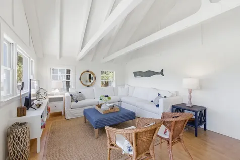 17 Norwood Lane Kennebunkport ME 04046