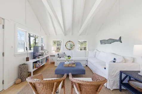 17 Norwood Lane Kennebunkport ME 04046