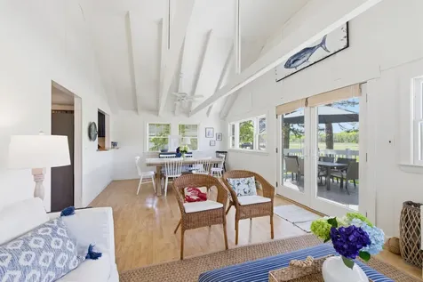 17 Norwood Lane Kennebunkport ME 04046