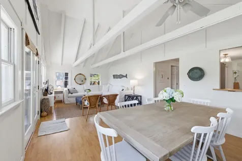 17 Norwood Lane Kennebunkport ME 04046