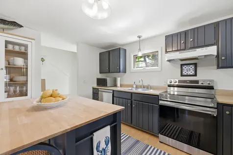 17 Norwood Lane Kennebunkport ME 04046