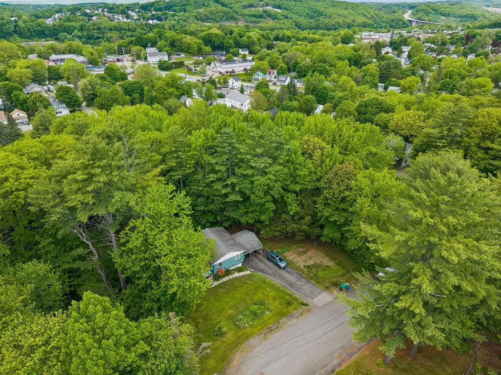 10 Ridgewood Drive Augusta ME 04330