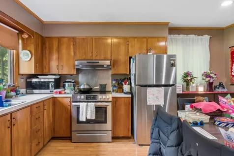 10 Ridgewood Drive Augusta ME 04330