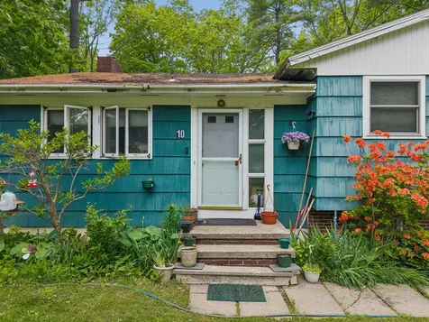 10 Ridgewood Drive Augusta ME 04330