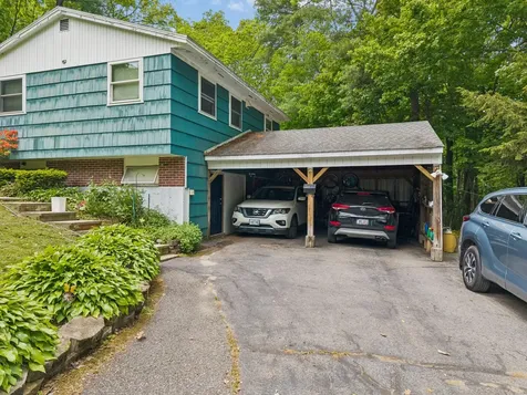 10 Ridgewood Drive Augusta ME 04330