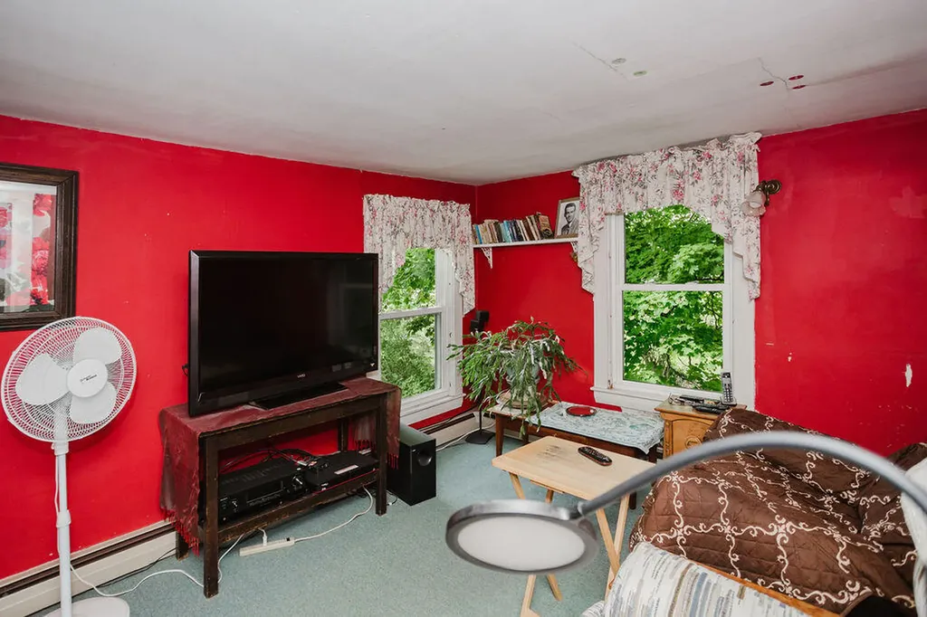 77 Main Street New Sharon ME 04955
