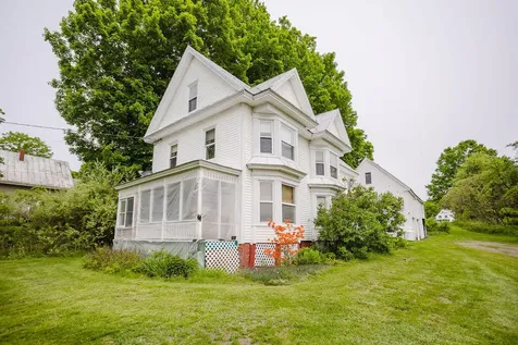 77 Main Street New Sharon ME 04955