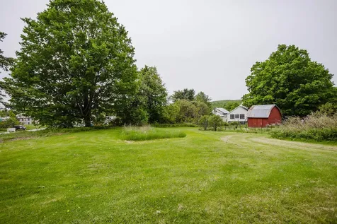 77 Main Street New Sharon ME 04955