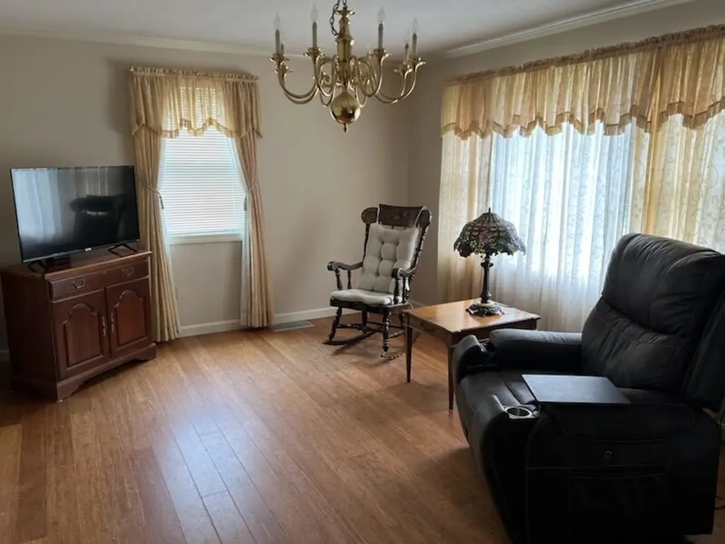 69 Barrows Drive Topsham ME 04086