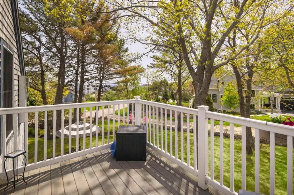 41 Bayberry Lane York ME 03902