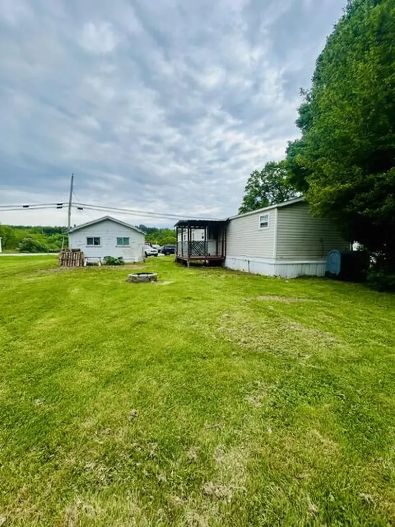 123 Main Street New Sharon ME 04955