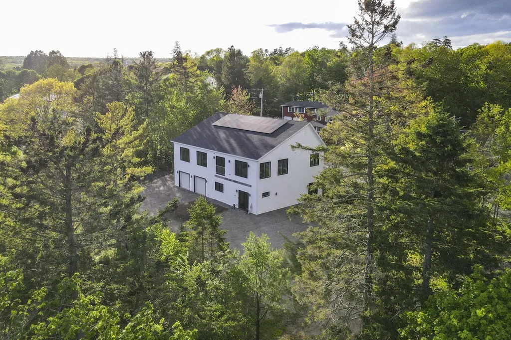 8 Navy Street Extension Searsport ME 04974