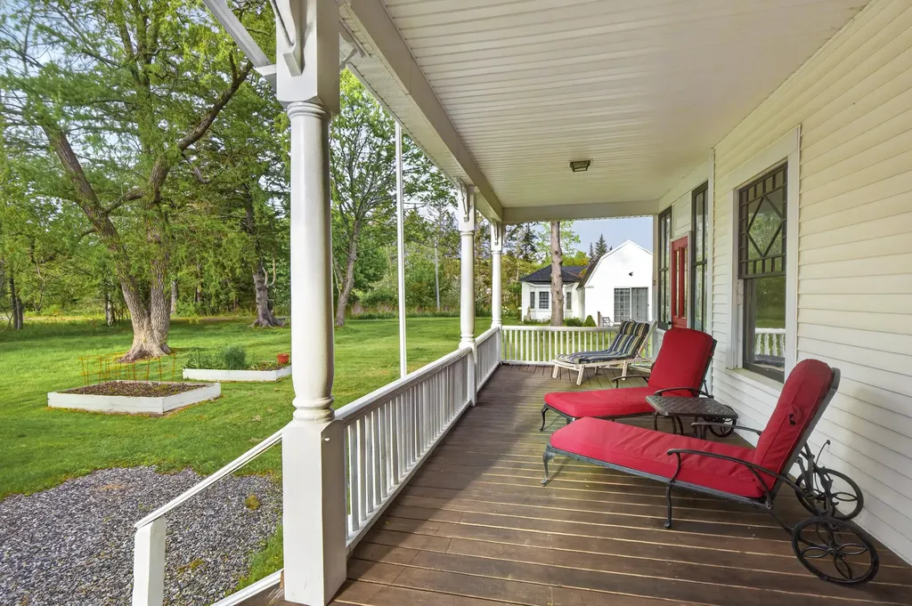 8 Navy Street Extension Searsport ME 04974