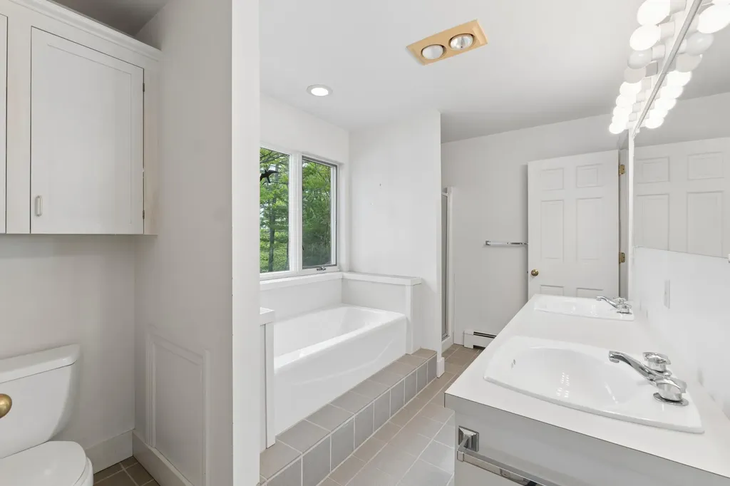 119 Knubble Bay Road Westport Island ME 04578