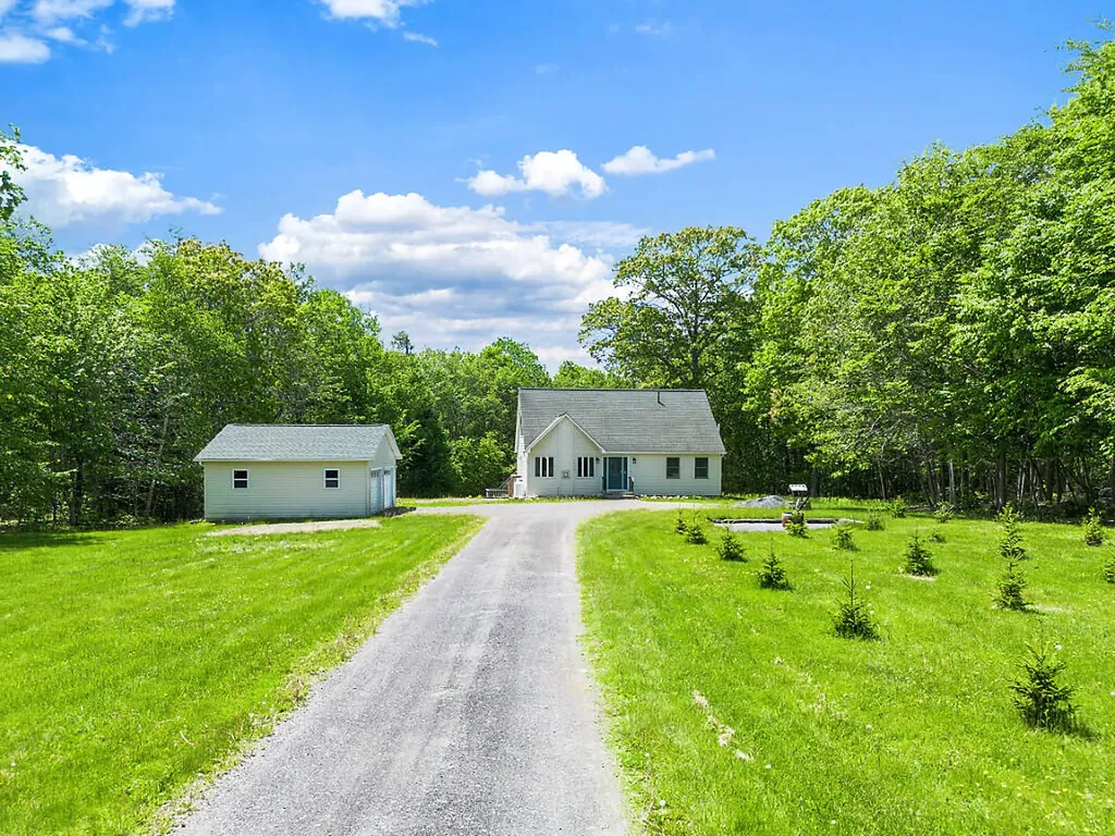 476 Smithfield Road Oakland ME 04963