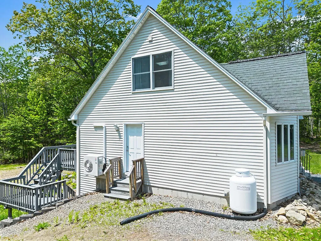 476 Smithfield Road Oakland ME 04963