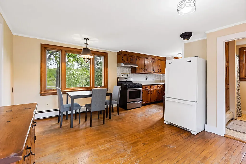 44 Stanley Hill Road China ME 04358