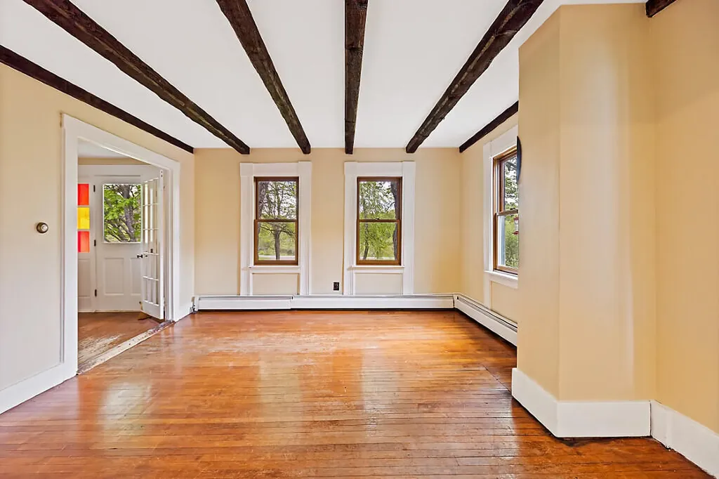 44 Stanley Hill Road China ME 04358