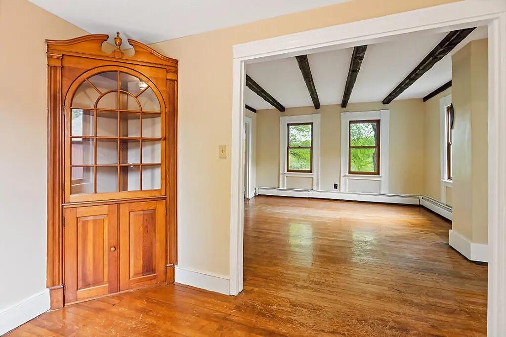 44 Stanley Hill Road China ME 04358