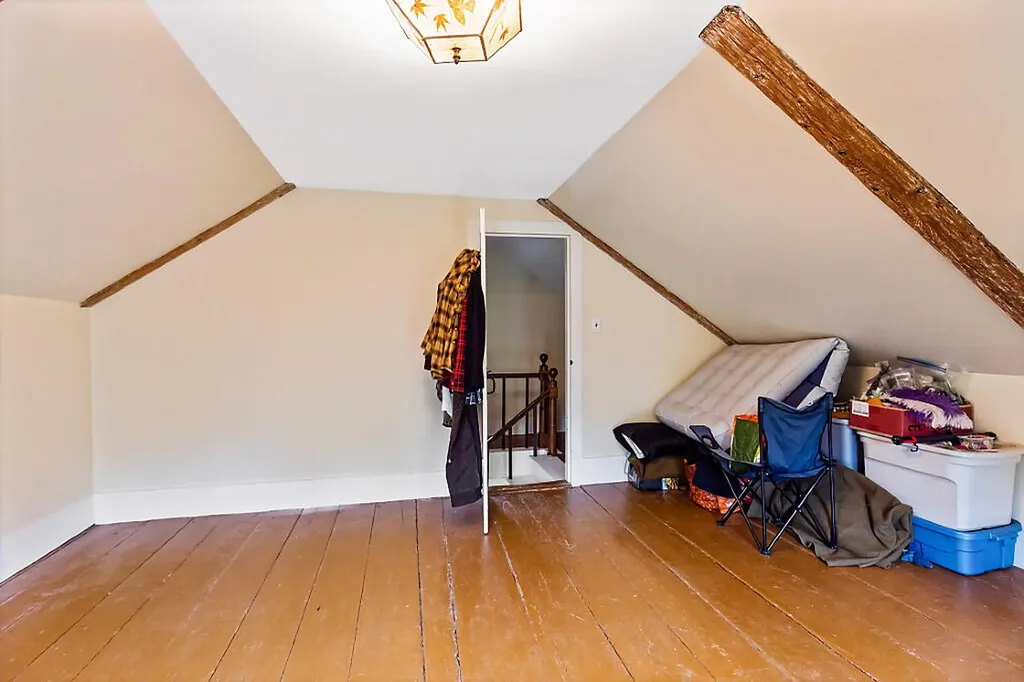44 Stanley Hill Road China ME 04358